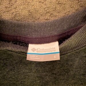 Columbia Olive Green Pullover